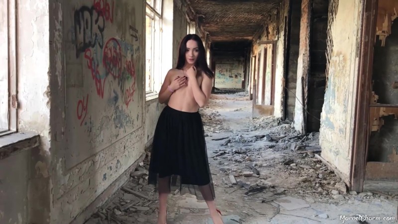 MarvelCharm Alice-Ruins