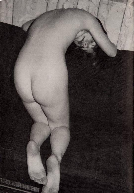 [Image: ABQpokmLle.jpg]