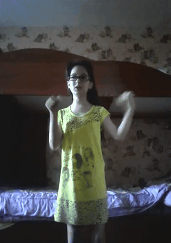 [Image: 0045-t15.gif]