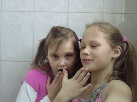 [Image: french-kiss-00022-mp4.gif]