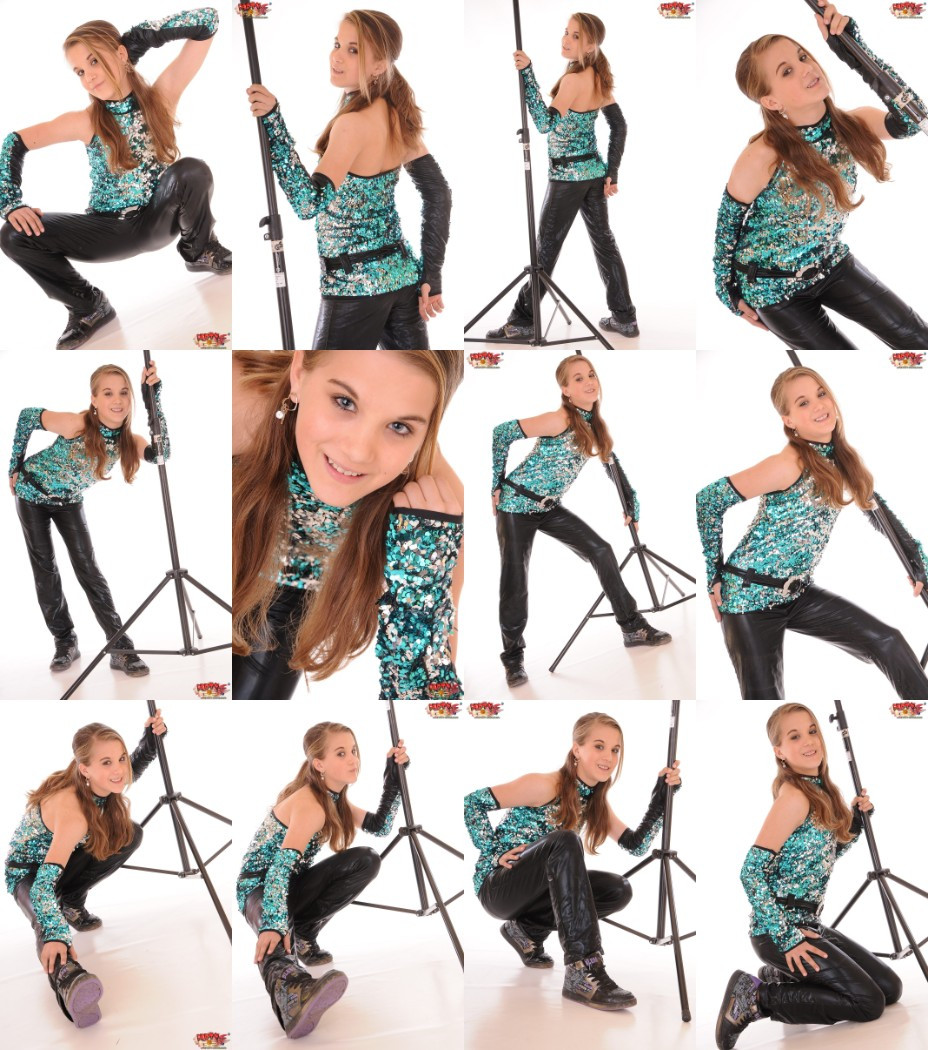 [Image: B151AdeG5y.jpg]