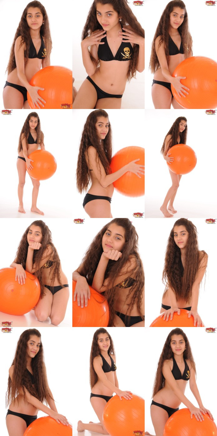 [Image: G2lArPeqQ8.jpg]