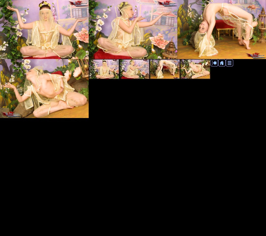 [Image: NPQq4w7yld.jpg]