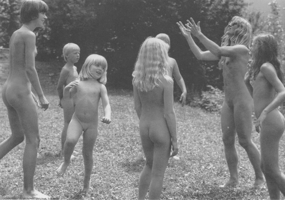 [Image: wnKGo7oYKZ.jpg]