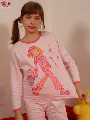 [Image: 3NKMRr6P5n.jpg]