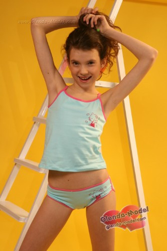 [Image: 3NKMRwgA5n.jpg]