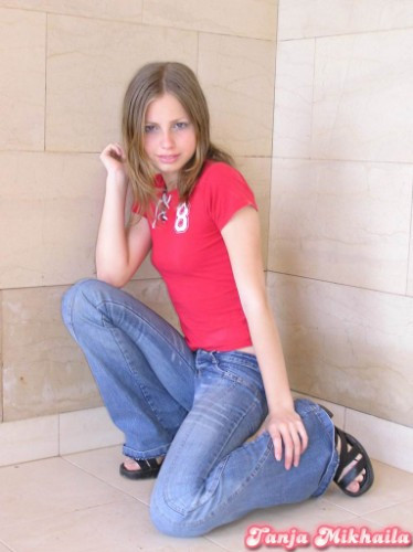 [Image: 7PQxMqrNKZ.jpg]