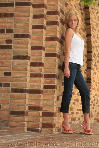 [Image: 8X59ABnA5k.jpg]