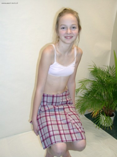 [Image: 8X59AM9A5k.jpg]