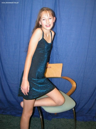 [Image: A6Kn4LaPl3.jpg]