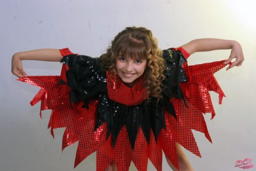 [Image: A6Kn4NE6l3.jpg]