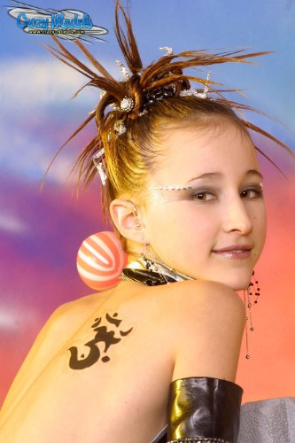 [Image: A6Kn4W7al3.jpg]