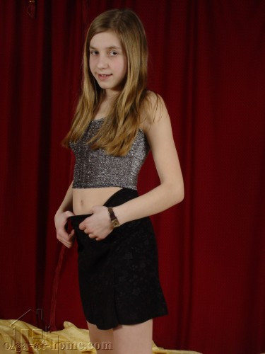 [Image: A6Kn4WmGl3.jpg]