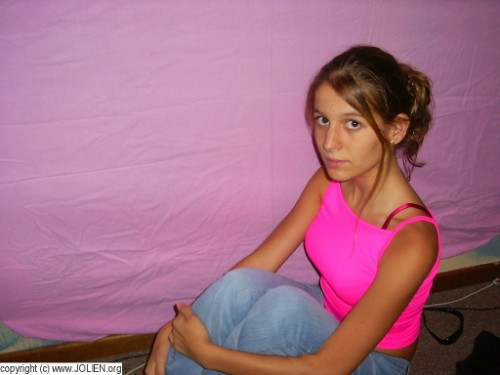 [Image: A6Kn4ZnPl3.jpg]