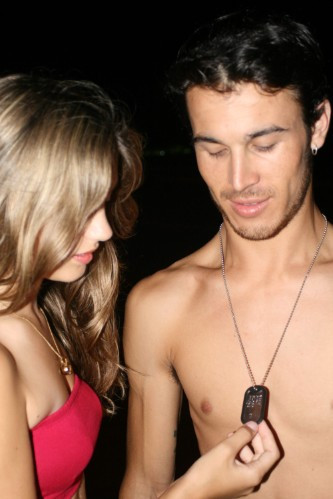 [Image: A6Kn4rpPl3.jpg]