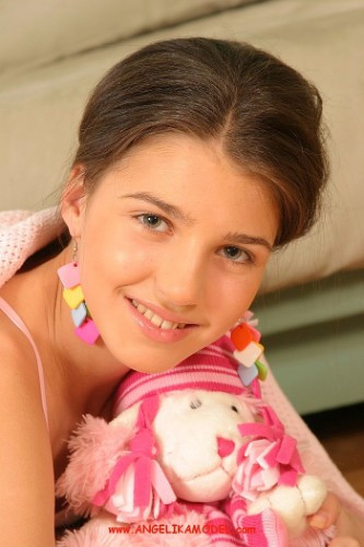 [Image: ABQp46vPQe.jpg]