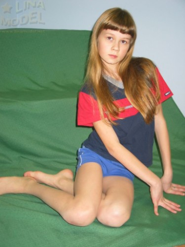 [Image: ABQp4LE7Qe.jpg]