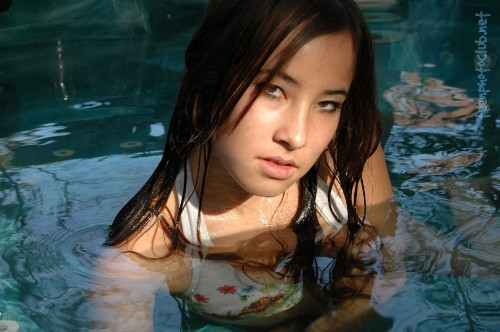 [Image: ABQp4odLQe.jpg]