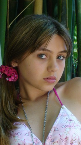 [Image: ALKbg4kL5n.jpg]