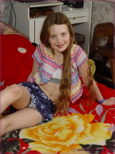 [Image: ALKbg7vn5n.jpg]