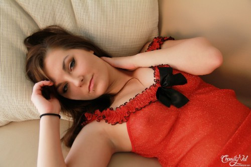 [Image: ALKbg7wO5n.jpg]