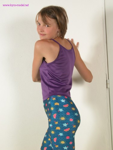 [Image: B151AJNN5y.jpg]