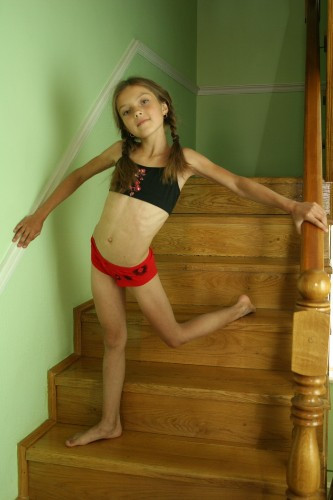 [Image: B151AXvX5y.jpg]