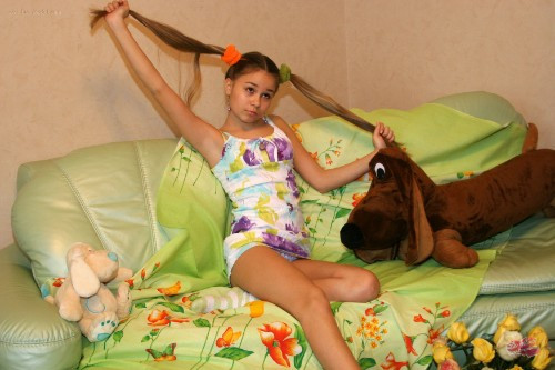 [Image: EGK7AJqmld.jpg]