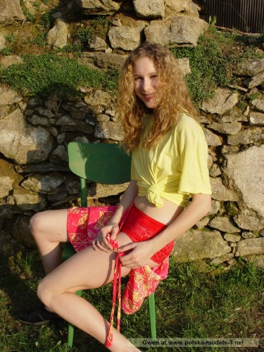 [Image: EGK7AdR4ld.jpg]