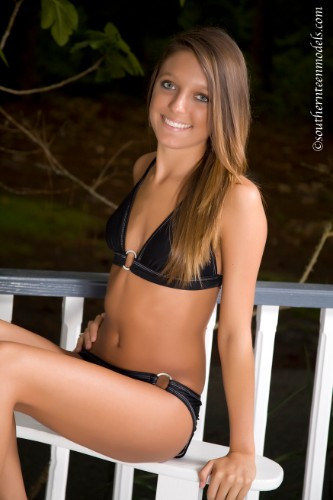 [Image: EOQJy13jlJ.jpg]