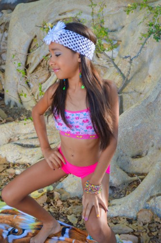 [Image: EOQJy4qelJ.jpg]