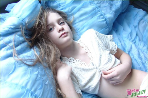 [Image: EOQJyB8qlJ.jpg]