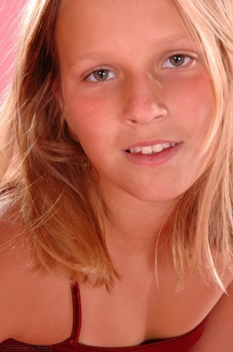 [Image: EOQJyByqlJ.jpg]