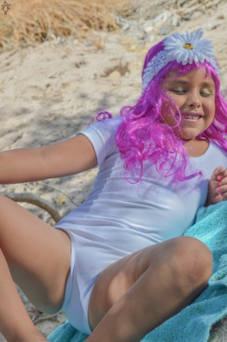 [Image: EOQJykA7lJ.jpg]