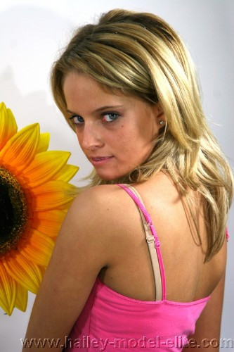 [Image: G2lAAvmMl8.jpg]