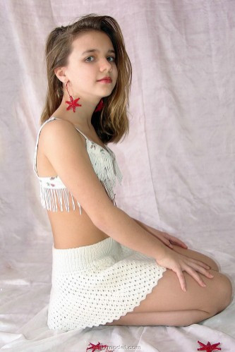 [Image: NPQq4E8jld.jpg]