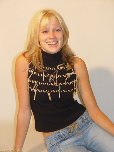 [Image: NPQq4EMmld.jpg]