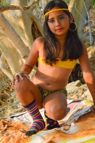 [Image: NPQq4EnNld.jpg]