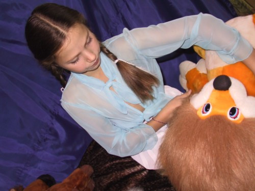 [Image: NPQq4ddmld.jpg]