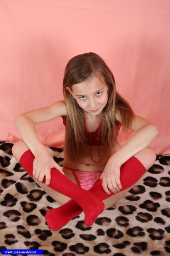 [Image: b6Qk4jEYKk.jpg]