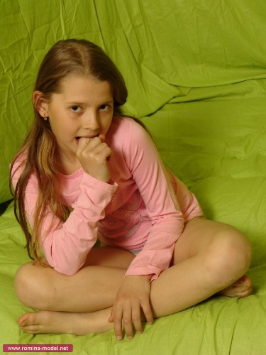 [Image: b6Qk4jYVKk.jpg]