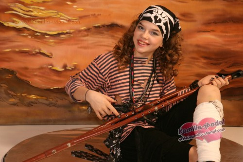 [Image: b6Qk4nj3Kk.jpg]