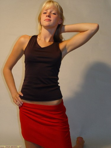 [Image: bn5r4kWrQ7.jpg]