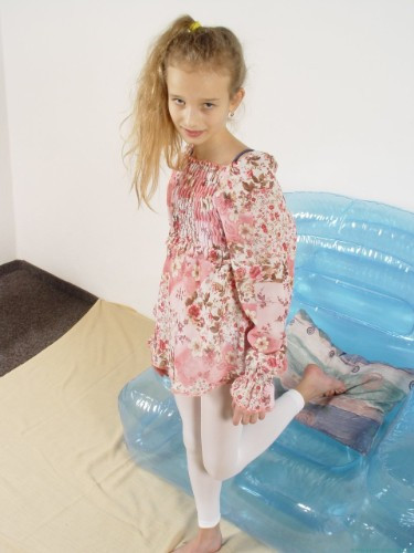 [Image: eM50d4Jp5p.jpg]