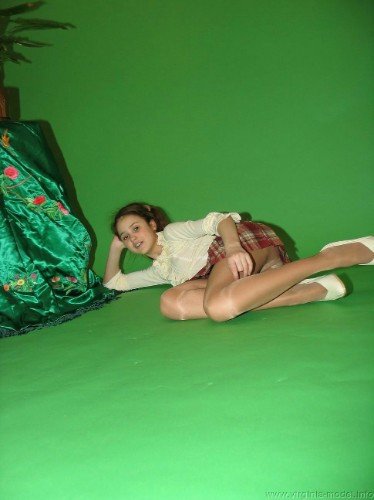 [Image: gN58A1aVlV.jpg]