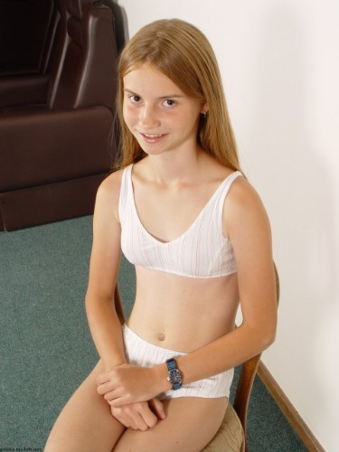 [Image: gN58A3aJlV.jpg]