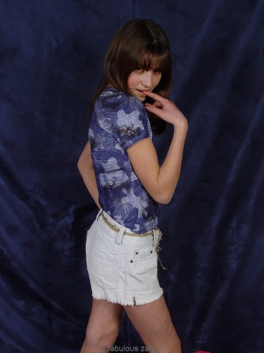 [Image: gN58AG7YlV.jpg]