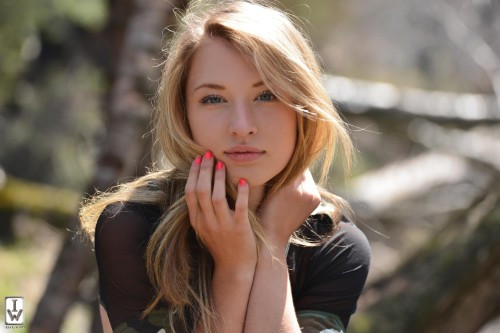 [Image: gN58AWJJlV.jpg]