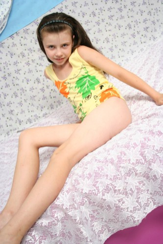 [Image: jmQWAORq5W.jpg]