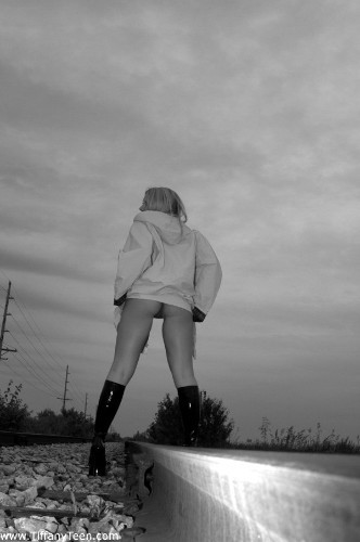 [Image: jmQWApeJ5W.jpg]